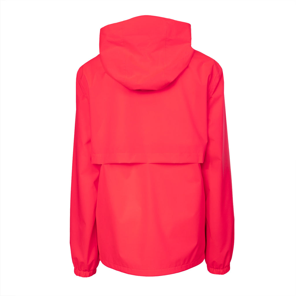 Regenjas unisex in roze – foto 7 – gedragen door dame