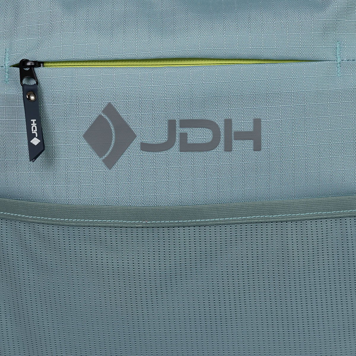 Sports tote bag in groen (Sage) – foto 6